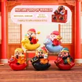 Set mit 4 Glücksgott-Mini-Figuren auf Pferden mit traditionellen chinesischen Symbolen - -92 Sofortiger Reichtum Gott Set 4 / Vollständiges Box-Set