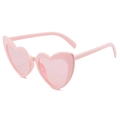 Gafas de sol de corazón rosa chic con montura de PC transparente para mujer en fondo blanco - Montura Rosa Oscuro Lentes Rosas