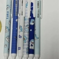Set of 6 retractable gel pens with blue and white cartoon ghost patterns for office use - Baby Shark