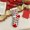 Calze bianche con tallone rosso e motivo a rombi blu con carattere cinese della pecora - Tanti Soldi