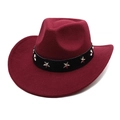Dettaglio cappello cowboy bordeaux con rivetti a stella argento su fascia di pelle - M (56-58cm) / Borgogna