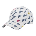 Détail d'une casquette blanche avec imprimé pigeons colorés et texte artistique - Taille unique / Blanc