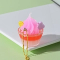 Mini dessert sleutelhanger met roze room, citroen en gouden kralenketting - Fuchsia
