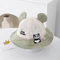 Dettaglio del cappello da sole a panda per bambini con rete traspirante e orecchie 3D - 50cm / Verde