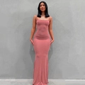 Nauwsluitende roze maxi-jurk met spaghettibandjes van elastische stof voor dames - S / Roze