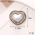 Accessoire bijoux cœur doré avec perles blanches et strass de 2,2 cm de largeur - Boucle En Cœur En Perle Strass