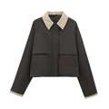 Chaqueta corta marrón con cuello y puños de pana beige sobre fondo blanco puro - XS / Caqui