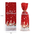 Bolsa roja para botella de vino con estampado de Papá Noel y texto Merry Christmas - Diseño de Cuatro Personajes