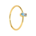 Dettaglio di un anello in oro 18 carati con uno zircone blu con taglio marquise - US 6 / Blu