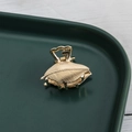 Vintage golden leaf-shaped mini hair claw clip with detailed metallic vein texture - Leaf / Gold