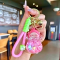 Porte-clés cochon mignon avec sable mouvant liquide et housse de protection en silicone - Cochon Pêche Flocon de Neige Lumineux Rose