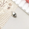 Gothic retro skull pendant in silver finish for Halloween jewelry making and crafts - Antique Silver 3D Skull (12x20mm)