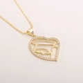 Collier cœur plaqué or 18k avec ailes évidées et pavage de zircons étincelants - Ailes de Cœur avec Mosaïque de Zircone (NE07-8)