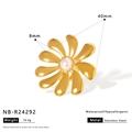 Waterproof gold plated stainless steel flower ring with white pearl and pleated petals - Giant Daisy Style (NB-R24292)