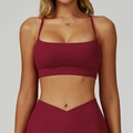 Burgunderrotes Yoga-Set mit Sport-BH und Leggings, schmalle Träger und Kreuz-Taille - S / Kirschrot