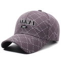 Casquette de baseball violet foncé avec motif quadrillé blanc et broderie NY&JA - Réglable / Gris