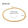 Detalle de collar de cadena plana de acero dorado con medidas de tamaño del producto - Cadena De Serpiente Plana (DFN178)