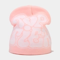 Gros plan du bonnet en tricot rose et blanc avec motif jacquard de lettres graffiti - Rose Clair