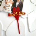 Dettaglio decorazione torta a cuore in acrilico rosso con scritte dorate per nozze - Rosso e Oro - Cuore I Love You So