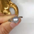 Minimalist silver ring featuring a single 8-10mm silver-grey freshwater pearl - 7-8mm (Adjustable) / Gray