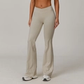 Ausgestellte Yoga-Hose in Hellbeige mit hohem V-Bund und eng anliegender Passform - S / Hellbeige