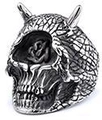 Detailed view of vintage punk skull ring with horns in antique silver stainless steel - 22107 / US Size 7
