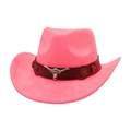 Detail eines rosa Wildleder-Cowboyhuts mit Lederband und silbernem Bullenkopf-Ornament - Einheitsgröße / Fuchsia