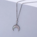 Collana in acciaio al titanio con ciondolo stella luna madreperla argento - Argento (Acciaio)