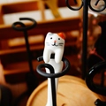 Cucchiaio gatto in ceramica dipinto a mano con design 3D appeso a un gancio - Cucchiaio Sospeso Gatto con Orecchie Grigie