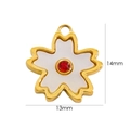 Dettaglio macro di ciondolo a fiore con petali bianchi e gemma rossa, misura 13x14 mm - Zirconia Rossa
