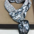 Elegant paisley and floral pattern skinny silk scarf with contrast green border trim - Green Floral Contrast Edge Scarf
