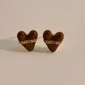 316L stainless steel heart studs in caramel enamel with golden curb chain detail - Brown (KDE2159)
