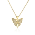 Détail du pendentif papillon plaqué or 18K avec zircons sertis sur une chaîne en O - Papillon Doré (22451)