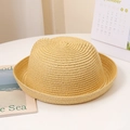 Vue détaillée du chapeau de soleil en paille jaune pour enfant avec oreilles de chat - Enfants (Avec Corde) / Poche zippée