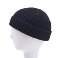 Détail du bonnet en tricot noir avec côtes verticales et bord roulé élégant pour adultes - Taille unique / Noir
