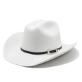 Détail d'un chapeau de cow-boy blanc avec ruban en cuir noir et boucle en argent - M (56-58cm) / Blanc