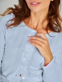 Completo loungewear azzurro in maglia a traforo con cardigan a maniche lunghe e bottoni - S / Azzurro
