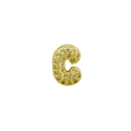 Detailansicht des goldenen Buchstaben-C-Anhängers mit klaren Zirkoniasteinen besetzt - Buchstabe C (Nur Anhänger) / Gold