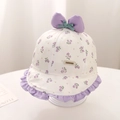 Détail du chapeau de soleil bébé à fleurs avec nœud violet et bord festonné - 48cm (5-18 mois) / Mauve Clair