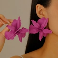 Exaggerated 3D geometric pleated flower earrings in magenta for street fashion and parties - Purple