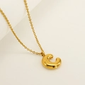 Collar de acero inoxidable dorado con colgante de letra C estilo burbuja pulida - Letra C / Dorado