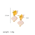Boucles d'oreilles baroques carrées en acier inoxydable doré avec nacre blanche - Losange Lisse en Acier Inoxidable
