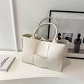 Bolso tote tejido en blanco crema de gran capacidad con textura elegante de cuero - Blanco Roto