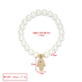 Detailansicht Perlenarmband mit Hand der Fatima Anhänger und Maßangaben in Englisch - Hand der Fatima Strass (LE19GD03)