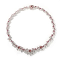 Vue détaillée d'un collier hip-hop à pointes argentées et charmes d'yeux en cristal rouge - 22 Pouces (env. 55cm) / Argent avec zircon rouge
