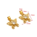 Colgante mariposa de acero dorado con cristal y medidas detalladas sobre fondo blanco - Colgante de Mariposa Doble Hueca de 13*17mm con Circonita / Dorado