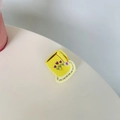 Dettaglio molletta per capelli a tazza di caffè gialla con tulipano e pizzo - Circa 6cm / Tazza di Caffè Gialla
