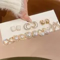 Elegante set di fermagli dorati con perle bianche, strass e raffinati motivi a luna - Perno in Argento-Oro-Bianco (Set da 16 Pezzi)