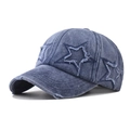 Berretto da baseball in denim lavato con toppe a stella e dettagli sfrangiati - Regolabile / Blu Navy con Pentacolo