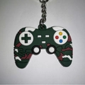 Portachiavi controller di gioco mimetico con tasti colorati e anello in metallo - Mimetico Verde